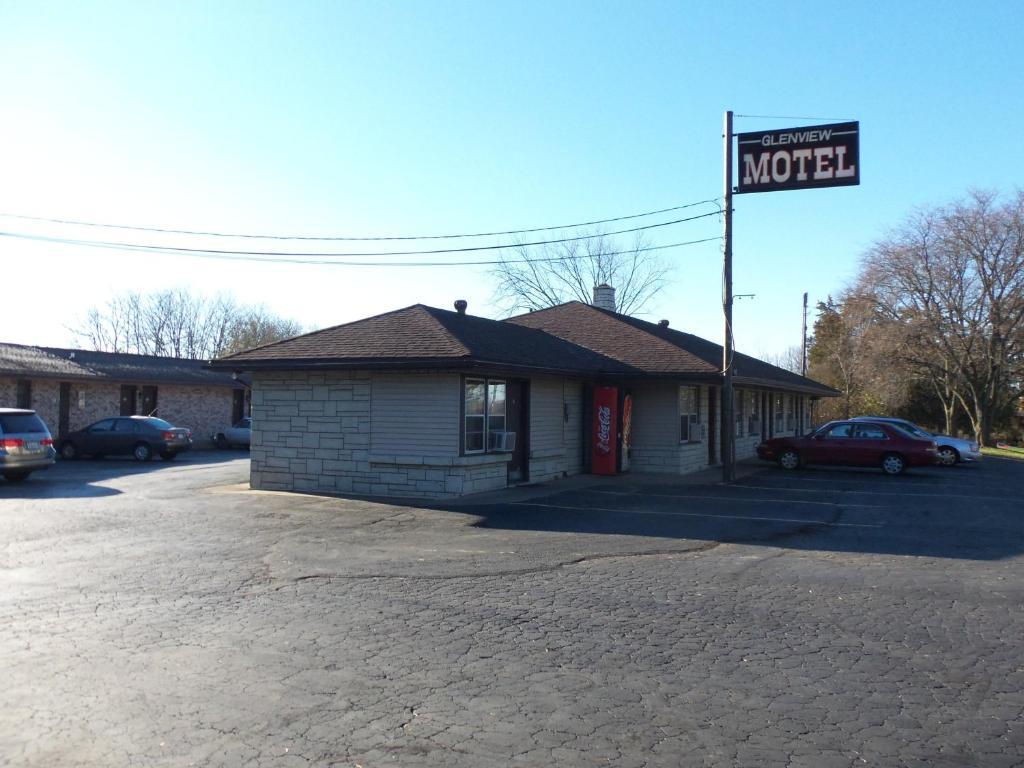 Glenview Motel Дъбюк Екстериор снимка