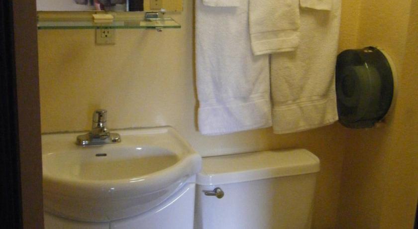 Glenview Motel Дъбюк Стая снимка